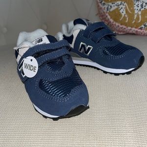 New balance sneakers new with tags